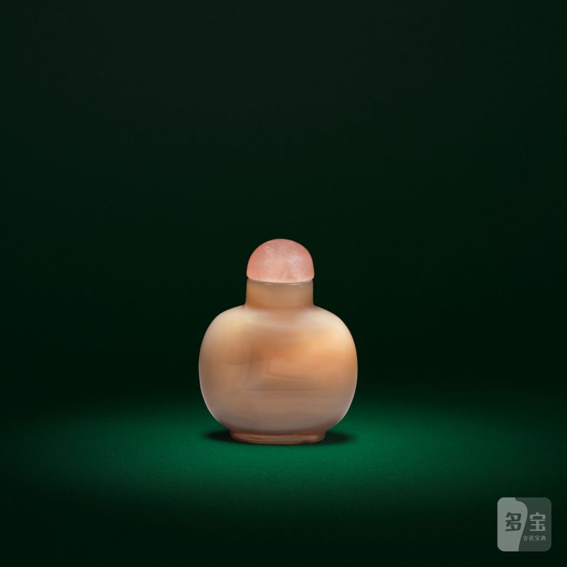 十八/十九世紀 瑪瑙巧雕靈猴獻壽紋鼻烟壺 | A CHALCEDONY AGATE 'MONKEY AND PEACH' SNUFF BOTTLE - 图4